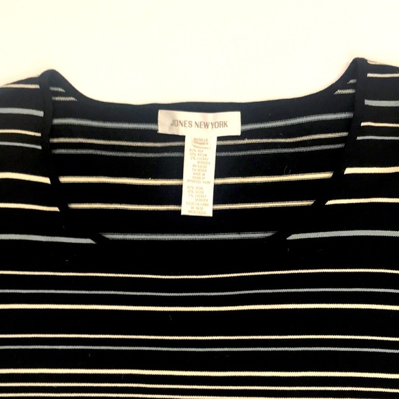 Jones New York Top 1X Black w White and Grey stripes scoop neck short sleeves - Picture 2 of 5